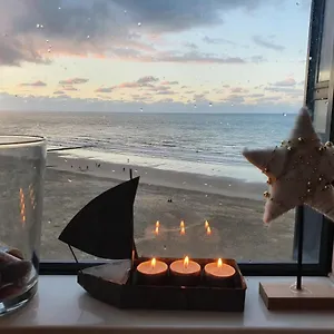 Le 7eme Ciel Westende Apartment